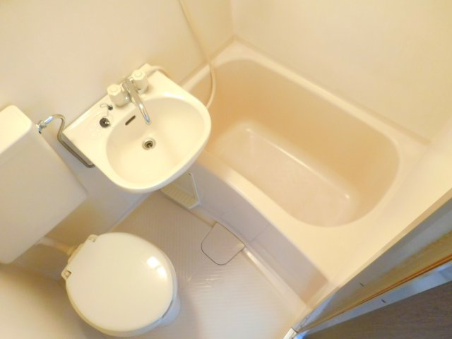 田中ハイツの浴室
