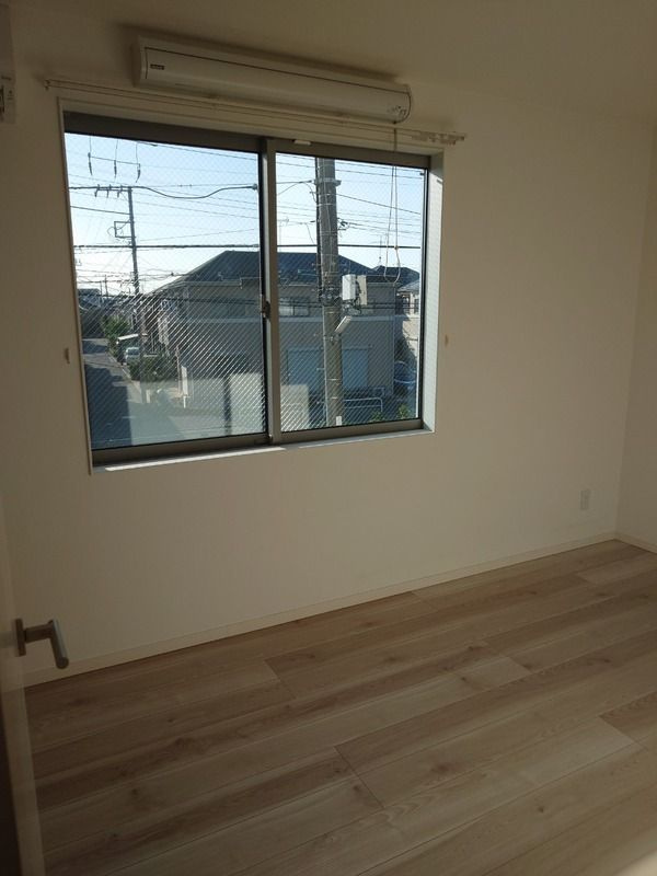 CRASTINE西馬橋1丁目(クラスティーネニシマバシイッチョウメ)の居間・リビング