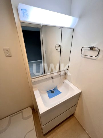 ワイズコートの洗面所