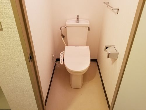 能越マンション のトイレ