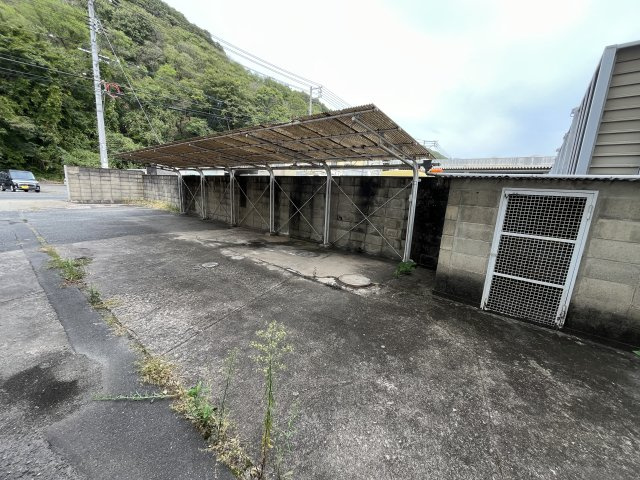 西ノ浜ヤマキビルの駐輪場