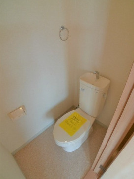 【トイレ】 | サニーハイツ大栄 | 落ち着いた色調のトイレです