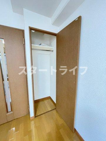 大阪市淀川区宮原５丁目の賃貸マンションの収納