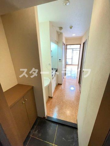 大阪市淀川区宮原５丁目の賃貸マンションの玄関
