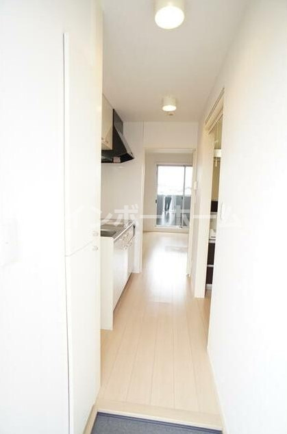 bフラットの玄関|※別部屋参考写真