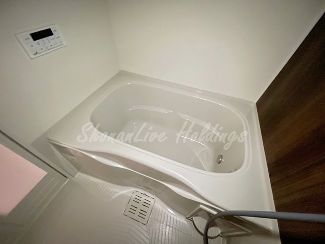 藤沢市高倉の賃貸マンションの浴室