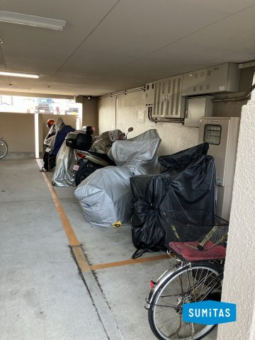 バイク置き場