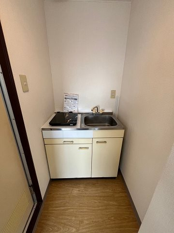 尼崎市大物町１丁目のアパートのキッチン|きれいなキッチンです