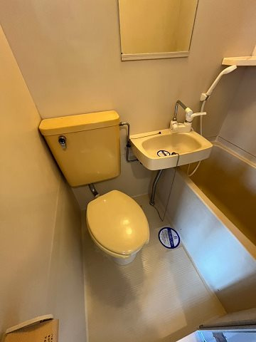 尼崎市大物町１丁目のアパートのトイレ|清潔感のあるトイレです