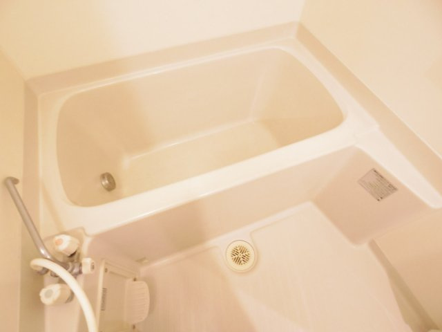 グランディ　東所沢の浴室