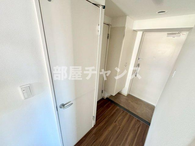 アクアブルーの玄関
