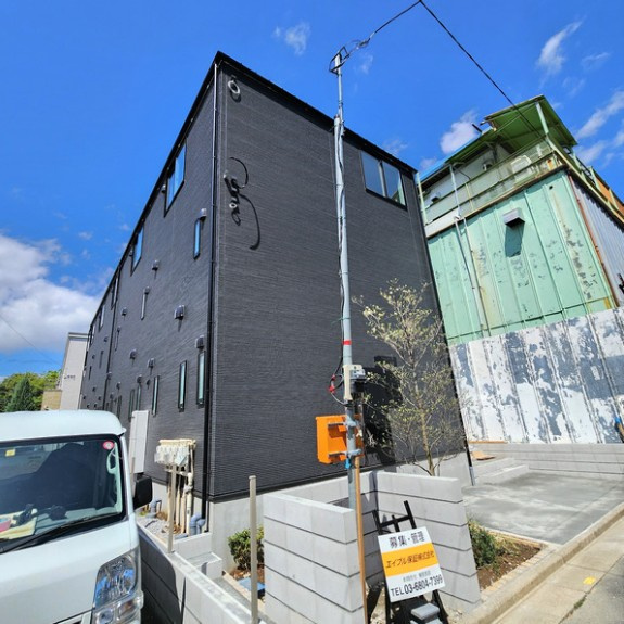 江戸川区本一色PJの外観