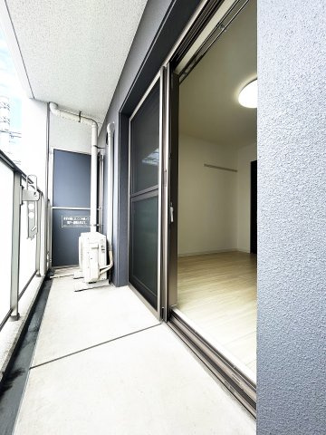 The First One金山のバルコニー
