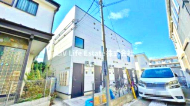ラークティアラの外観