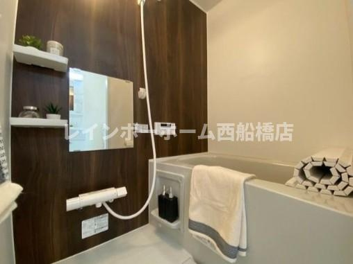 KEIAI RESIDENCE 北小金IVの浴室
