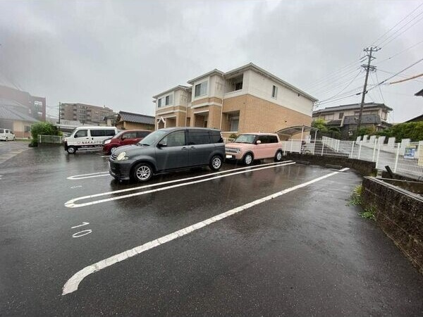 アクアパレス　　刈谷市近郊の賃貸はクラスホーム刈谷店の駐車場