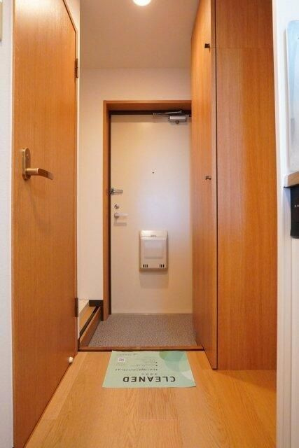 スカイコート目白台の玄関