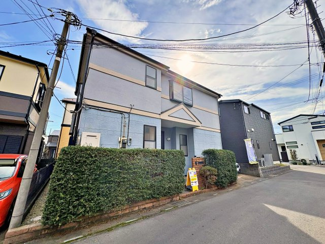 《仲介手数料半額》富士見市渡戸3丁目　中古一戸建住宅の前面道路含む現地写真