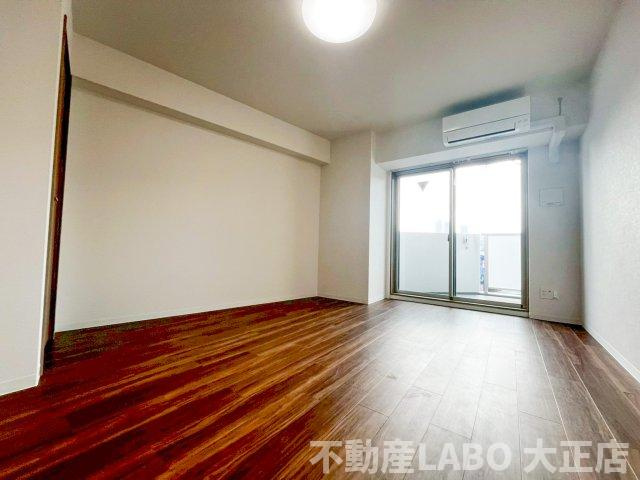 JJ　RESIDENCE　NISHIKUJOの居間・リビング
