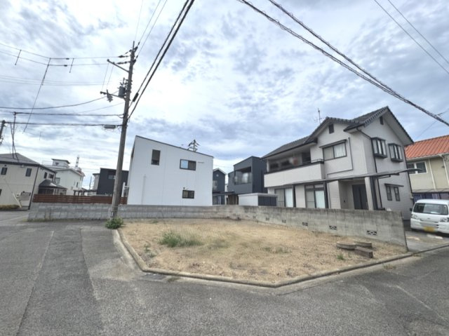 ☆選べる家具プレゼント☆高岡町①　3LDK