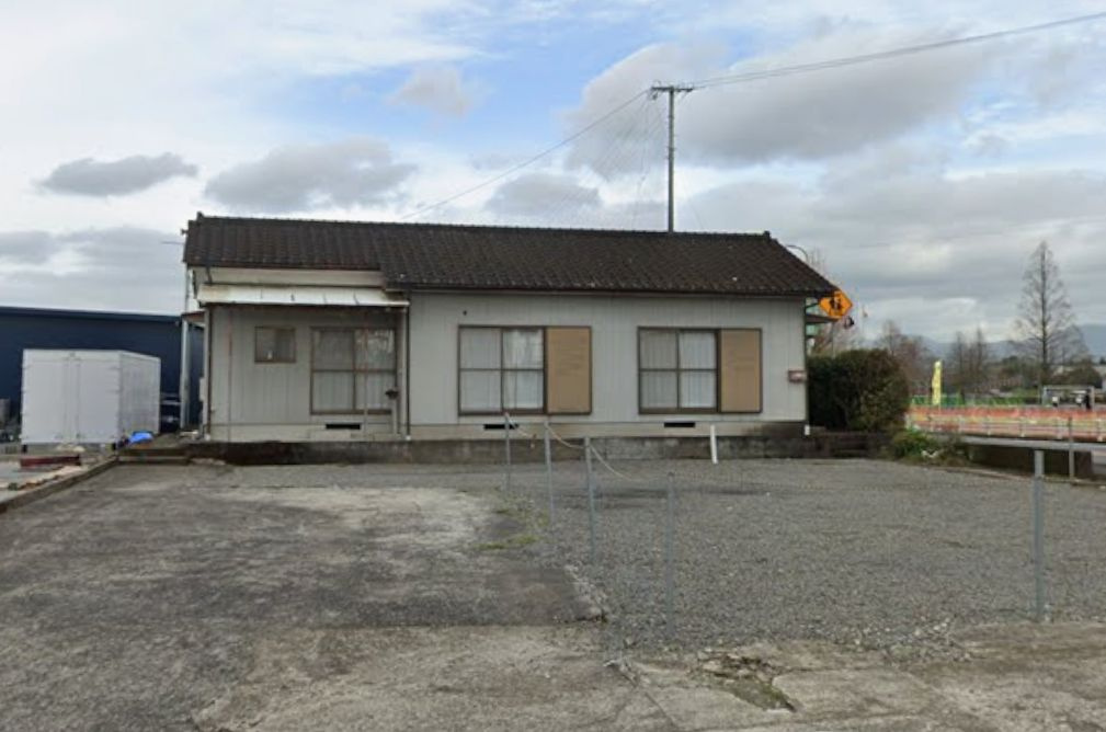 曽於市末吉町深川の中古一戸建の外観