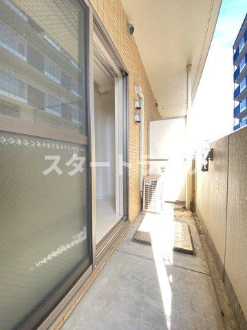大阪市東淀川区西淡路４丁目の賃貸マンションのバルコニー