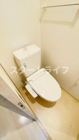 大阪市東淀川区西淡路４丁目の賃貸マンションのトイレ