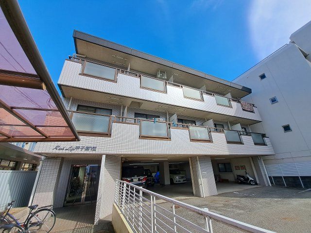 リッチライフ甲子園Ⅷの外観