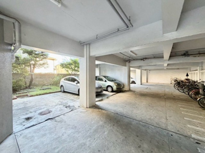 【駐車場】 | アーバンス長居 | 【駐車場】敷地内駐車場（月額5000円）ございますよ！空き状況確認必要です！詳しくは担当までお問い合わせください！