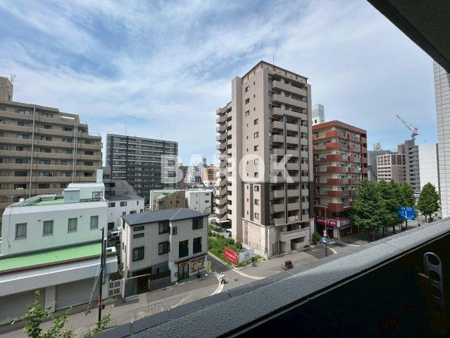 アソシアグロッツォ博多クロスのバルコニー