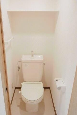 スカイコート目白台のトイレ