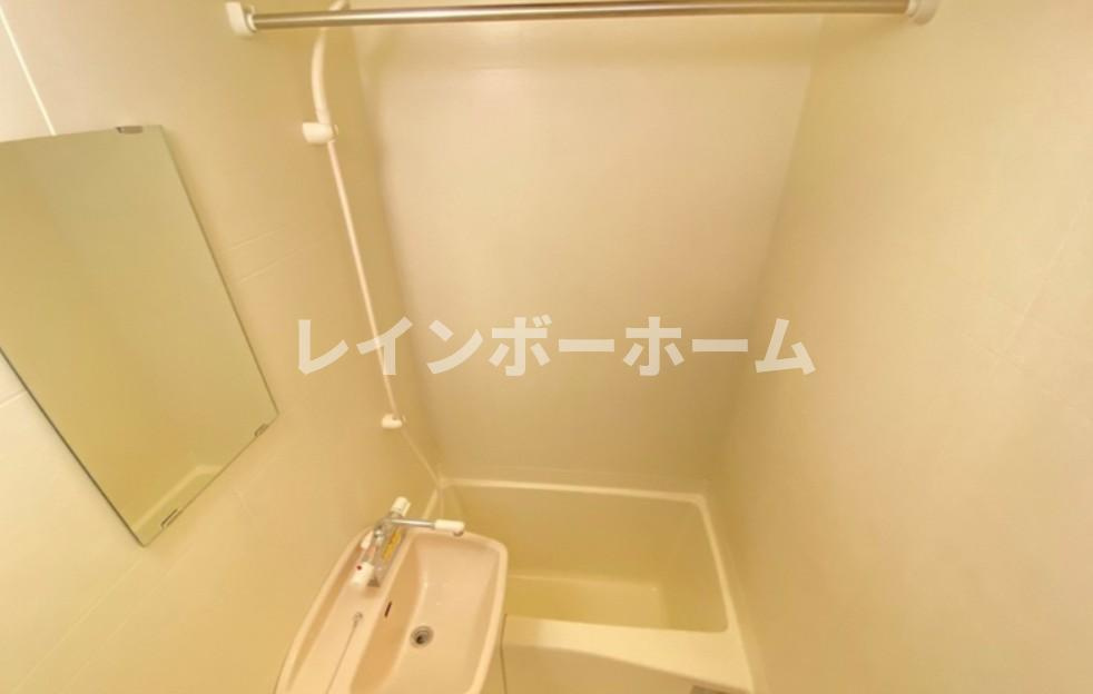 レオパレスドリーム和光の洗面所