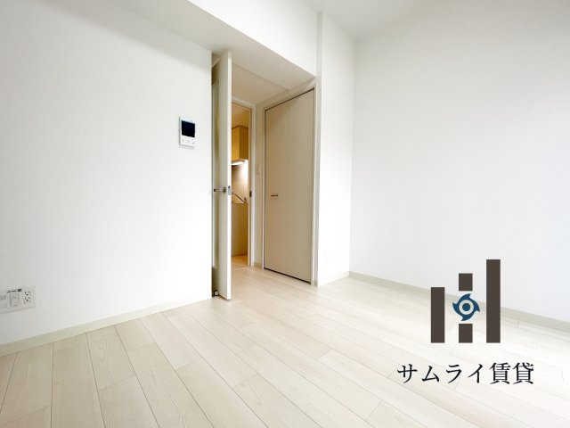 エステート金山の居間・リビング