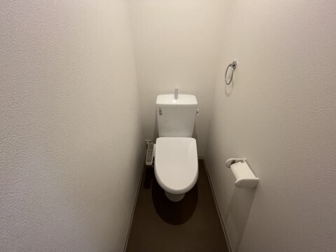 ジーメゾン岩槻本丸のトイレ