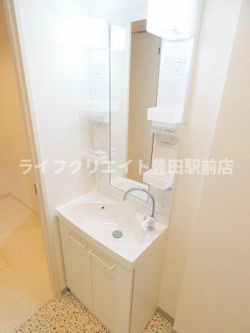 レネットメルル百草園の独立洗面台