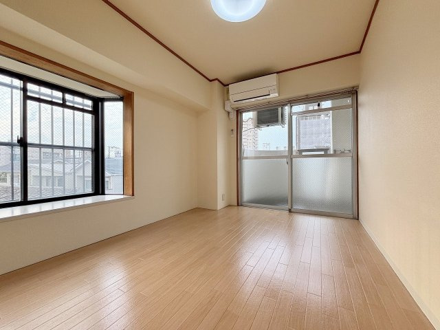 第10高光マンションの洋室