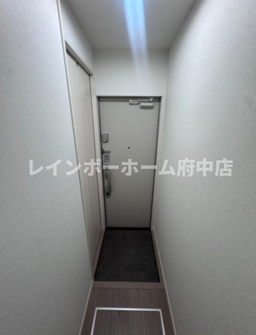プール・トゥジュールⅡの玄関