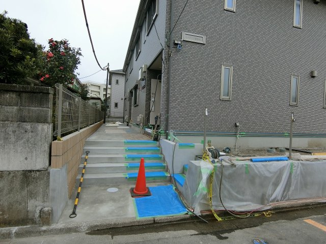 【エントランス】 | エルメゾン南栗原2