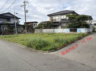 【前面道路含む現地写真】