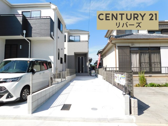 名古屋市緑区兵庫２丁目の新築一戸建の前面道路含む現地写真|☆最終１棟☆　　新価格！！いつでも見学出来ます♪（お問合せ当日、平日、水曜、夜間でもＯＫ）　駐車２台ＯＫ！　全室南東向き！　ワイドリビング約１８．６２帖♪　買い物施設・小学校徒歩１０分圏内！