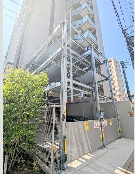 エスリード今池アヴェールの駐車場