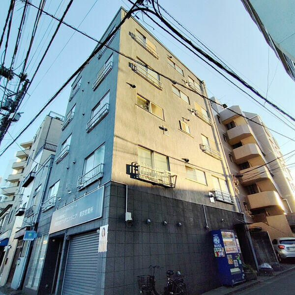 レヴェイユのエントランス