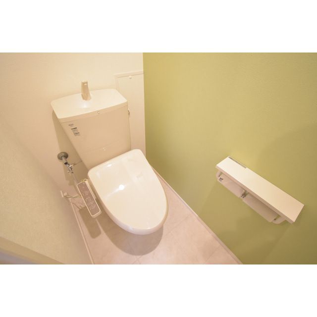White Stone Ⅲ番館のトイレ|コンパクトで使いやすいトイレです