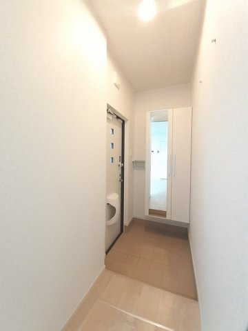 エスポワールＢの玄関|落ち着いた玄関です