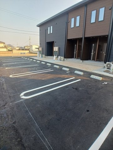 カーサ　シトラス仏生山Ⅰの駐車場|駐車場があります