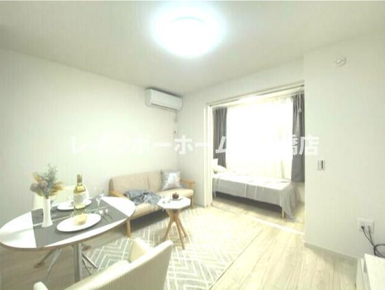 KEIAI RESIDENCE鎌ケ谷の居間・リビング|同シリーズの参考写真です。