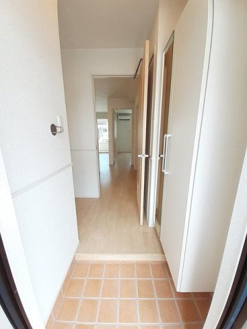 クラール元山Ｏの玄関|きれいな玄関です