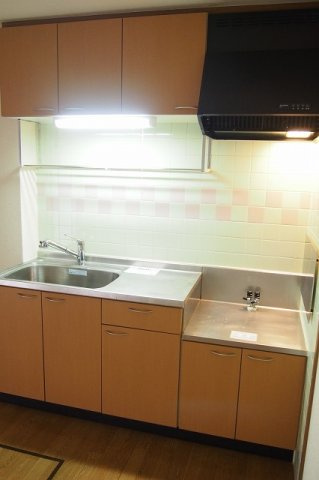 ひまわり　Ａのキッチン|コンパクトなキッチンで掃除もラクラク