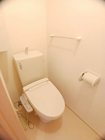 ルーベル　塩屋　Ａのトイレ|トイレです