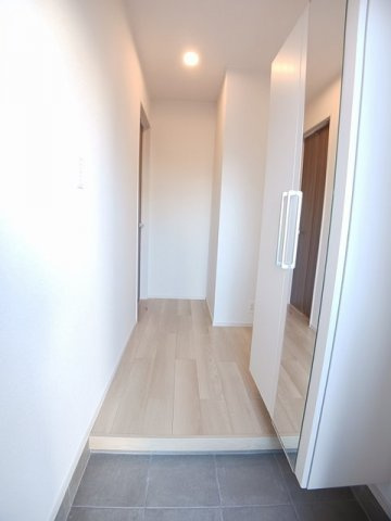 アンソレイエⅡ　Ｂの玄関|落ち着いた玄関です